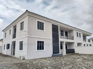 Furnished 3bdrm Apartment in G Capa, Awoyaya for rent