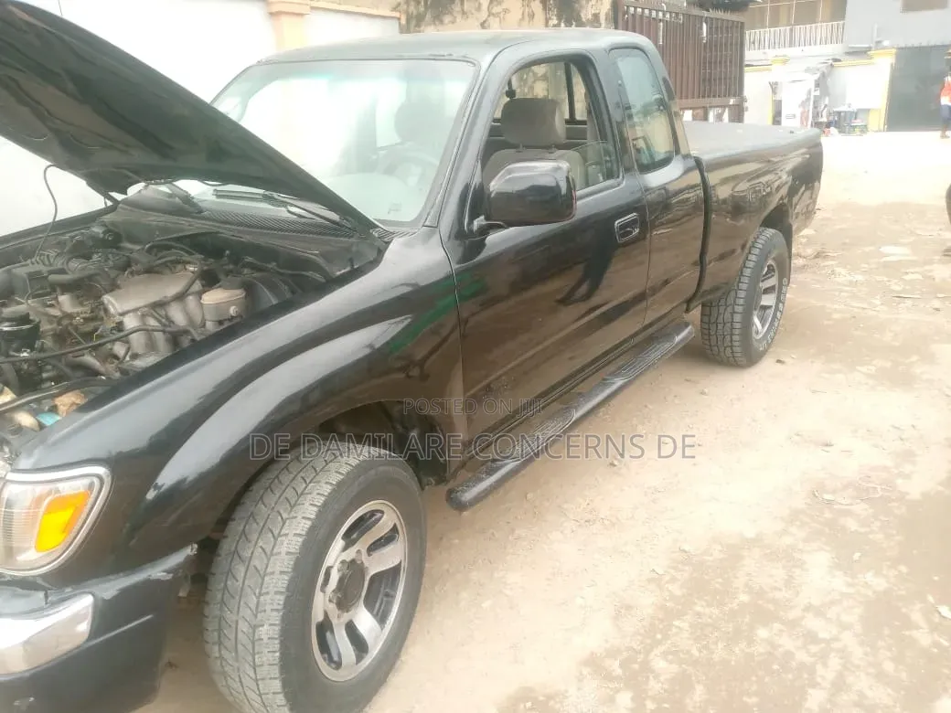 Toyota TownAce 1995 Black