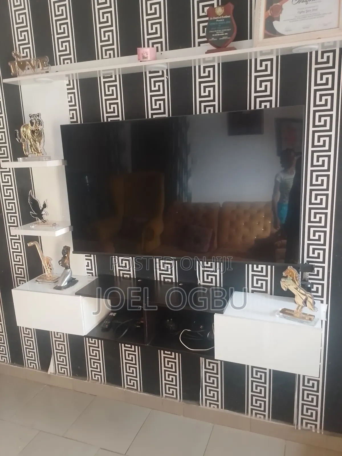TV Console