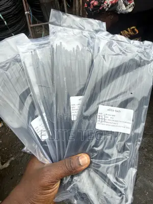 250mm Heavy-Duty Nylon Cable Ties (Pack of 100) - Strong Zip Ties
