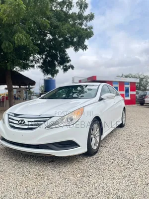 Hyundai Sonata SE 4dr Sedan (2.0L 4cyl Turbo 6A) 2014 White