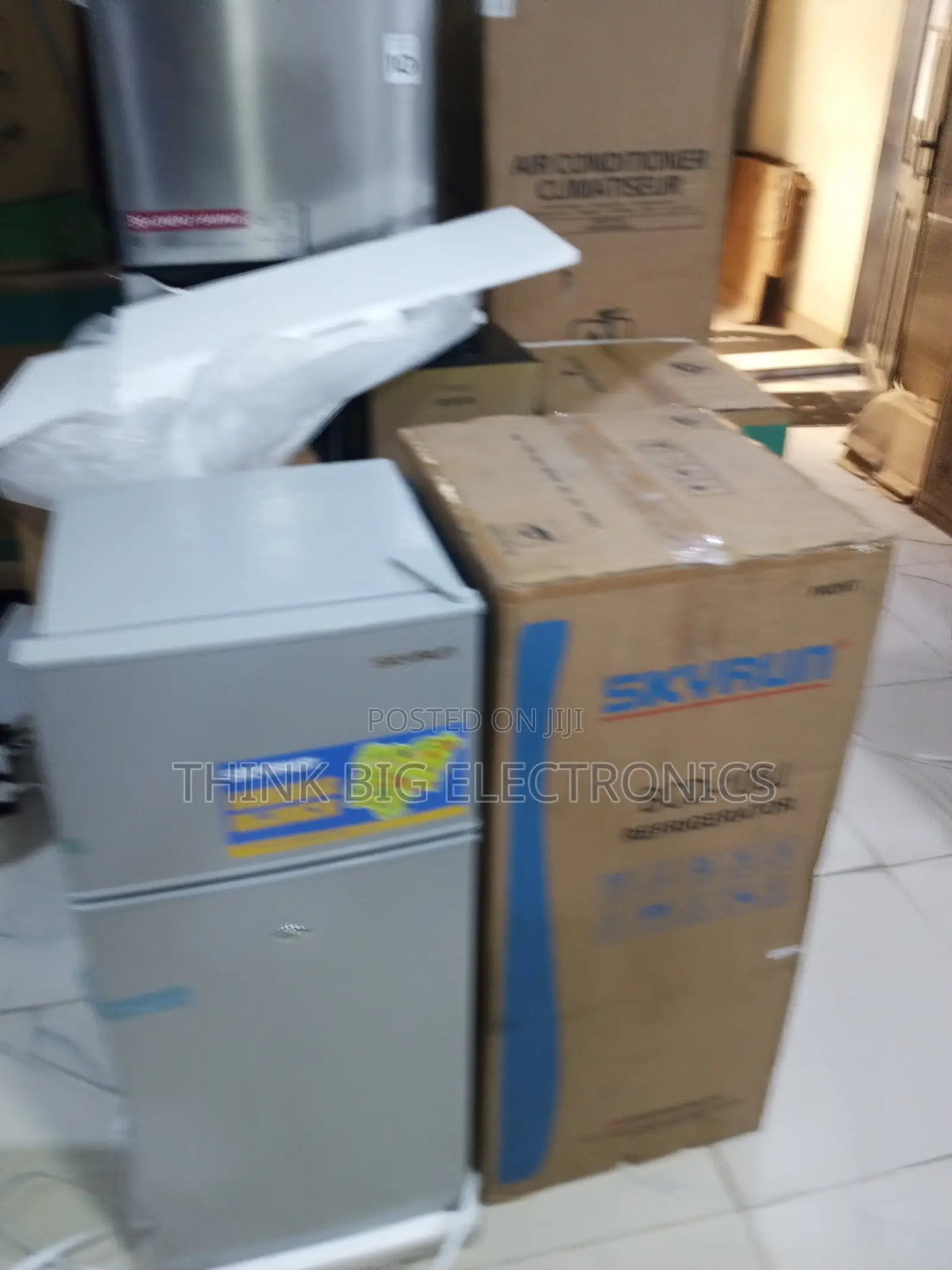 Skyrun 108J Compact Double Door Fridge