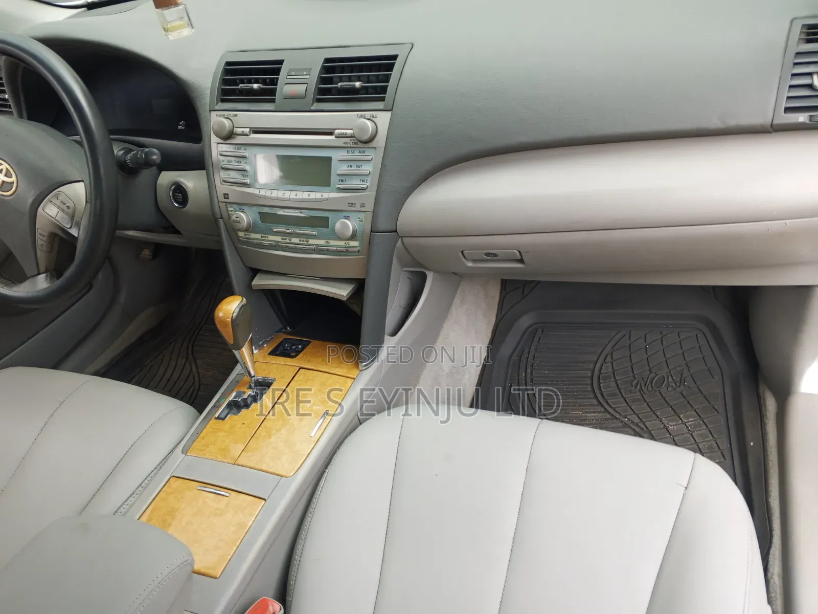 Toyota Camry 2006 Silver