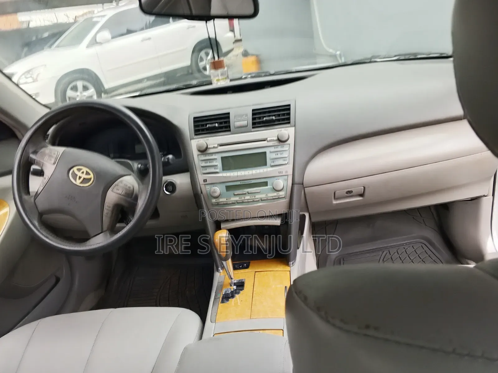 Toyota Camry 2006 Silver
