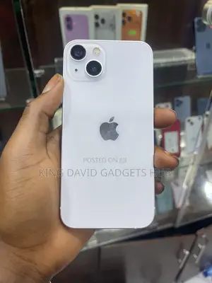 Apple iPhone 13 128 GB White