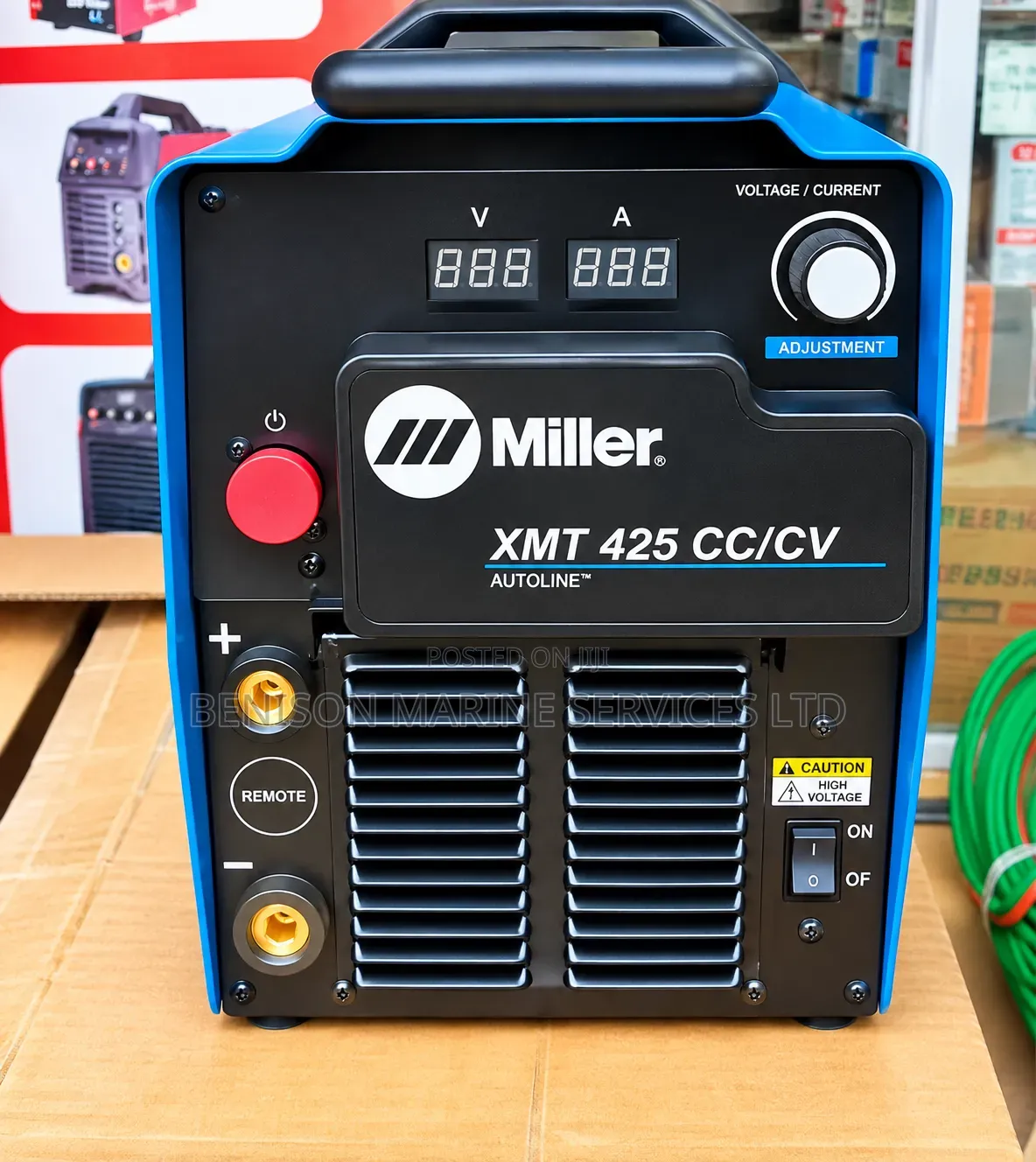 Miller XMT 425 Cc/Cv Welding Machine