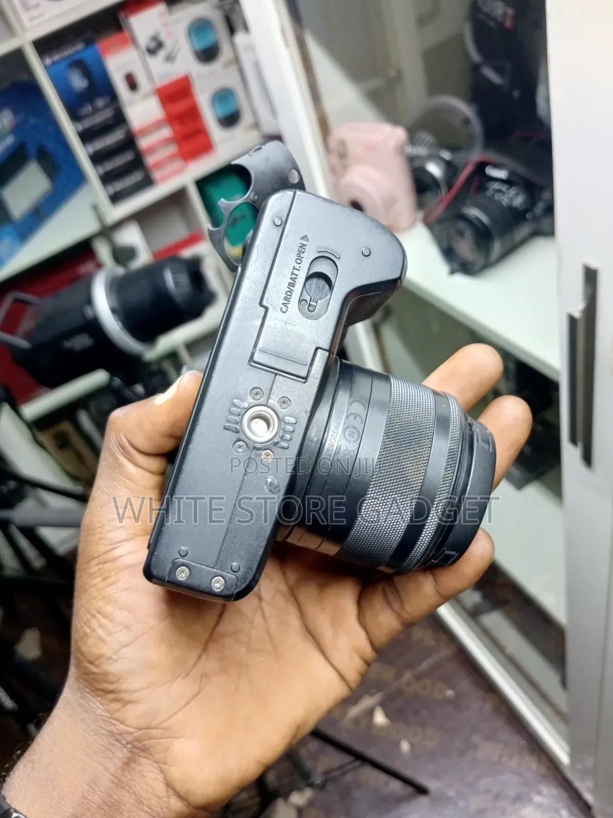 Canon Eos M50