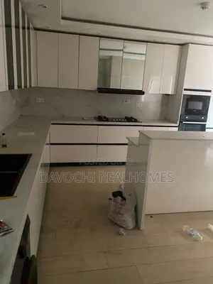 4bdrm Duplex in Gerard Road for rent