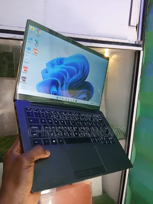 Laptop Dell Latitude 7400 8GB Intel Core i5 HDD 128GB