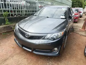Toyota Camry 2014 Gray