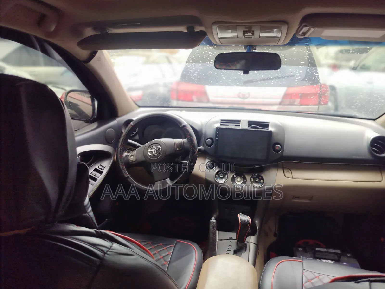 Toyota RAV4 2010 Red