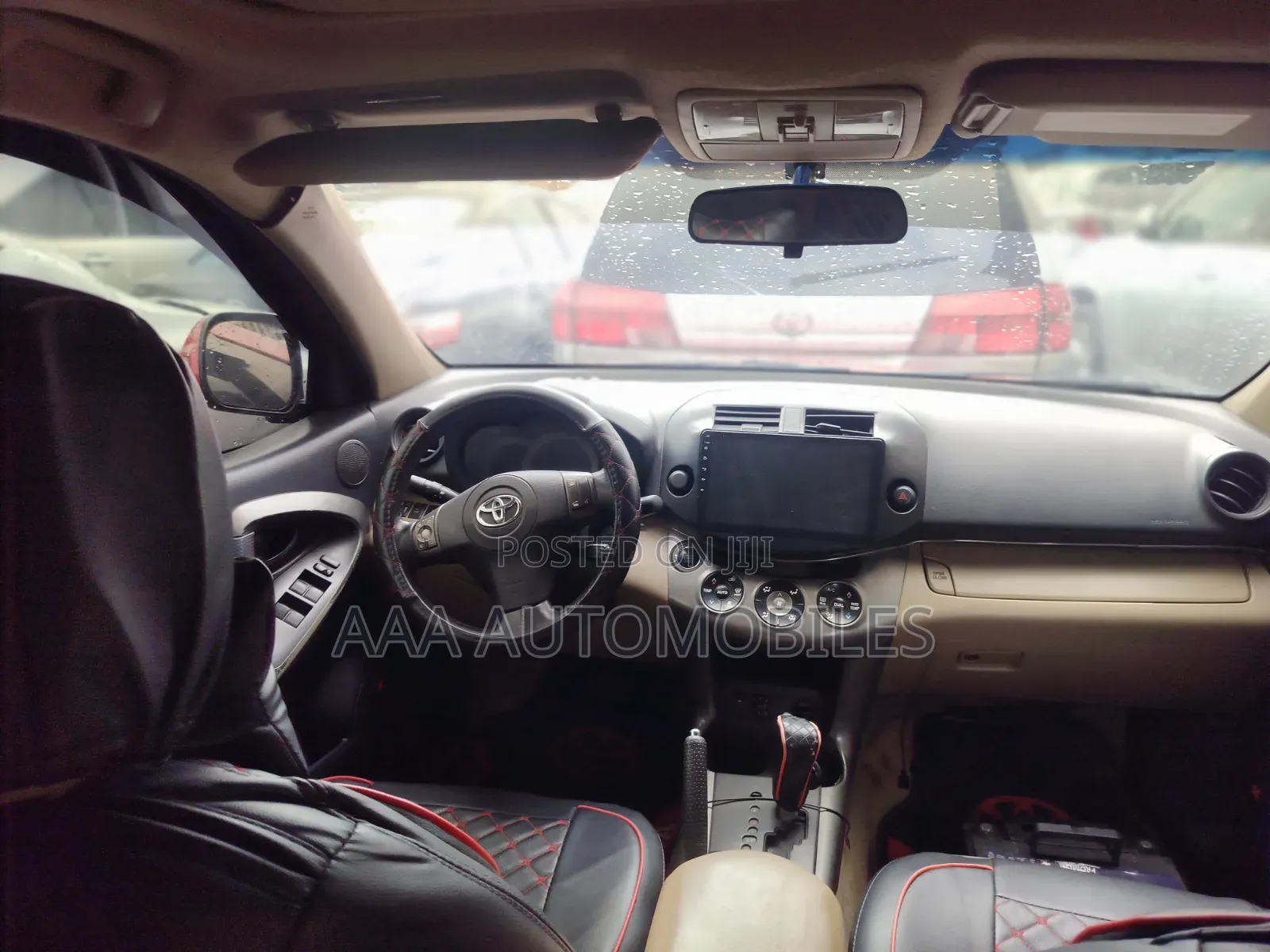 Toyota RAV4 2010 Red