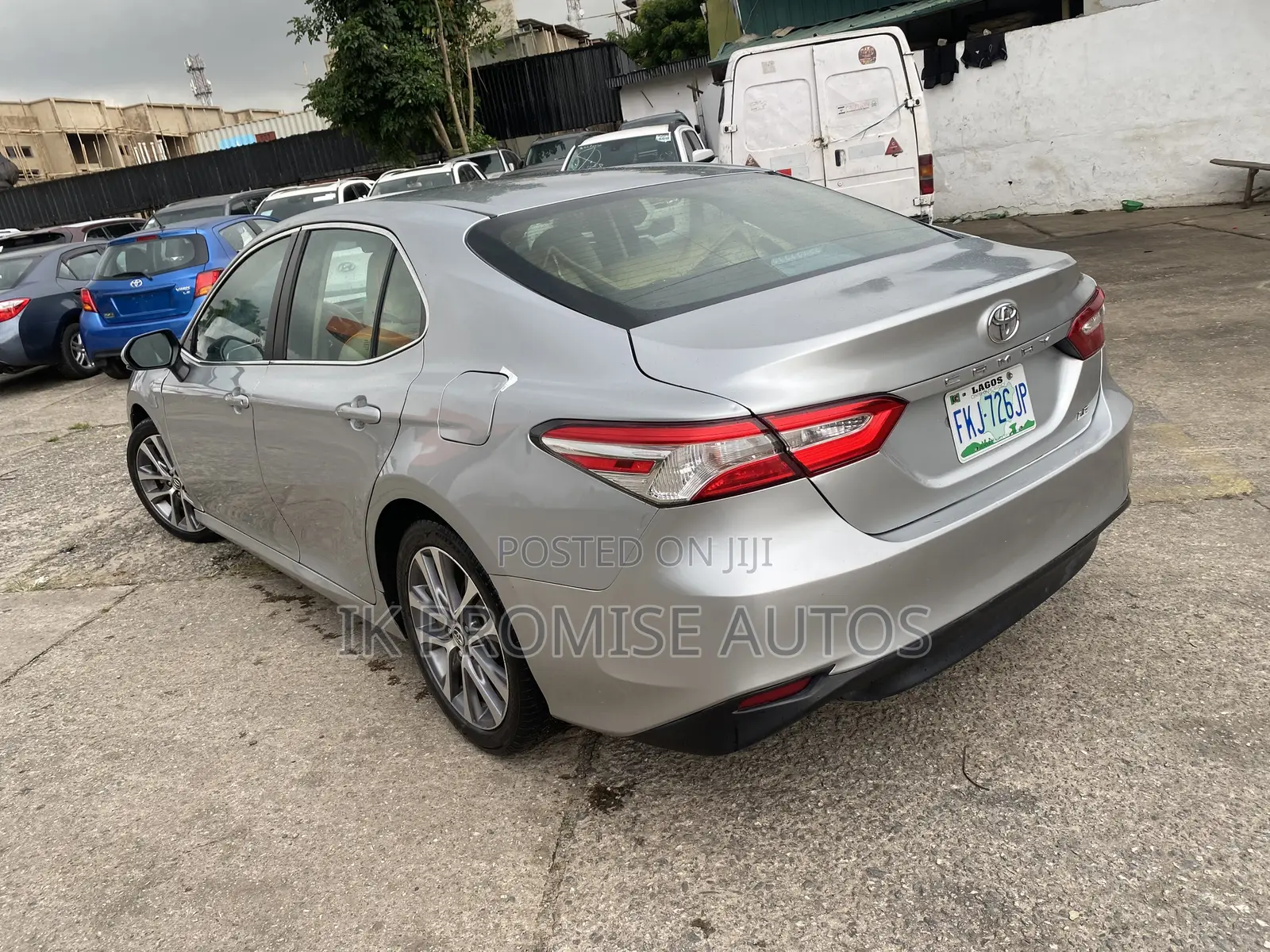 Toyota Camry 2018 Silver