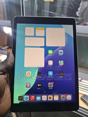 Apple iPad 9.7 64 GB Silver
