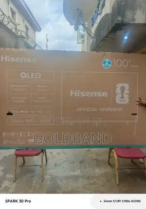 Hisense 100-Inch QLED TV for a Premium Home Theatre Setup