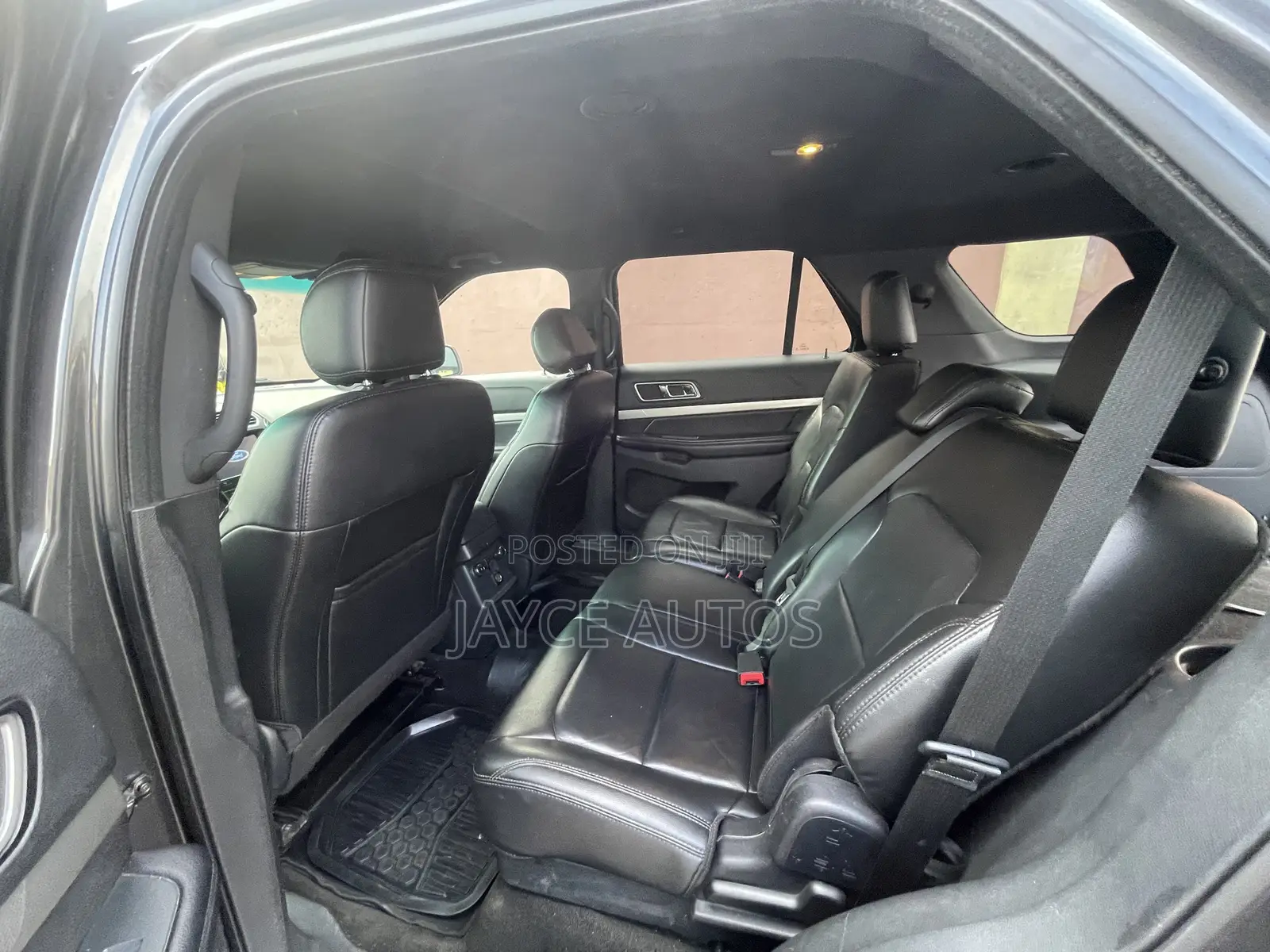 Ford Explorer 2017 Gray