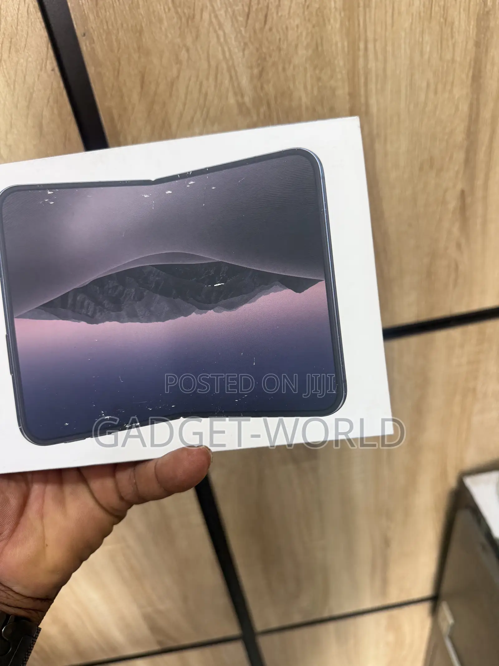 New Apple iPhone Duo 1 TB Black