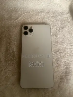 Apple iPhone 11 Pro Max 64 GB White