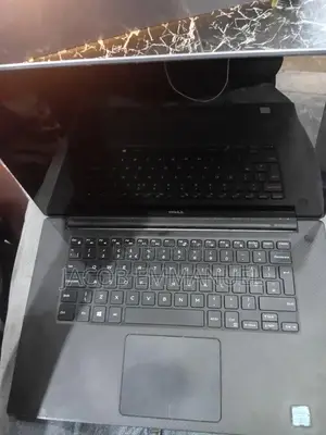 Laptop Dell XPS 15 9550 16GB Intel Core i7 SSD 512GB