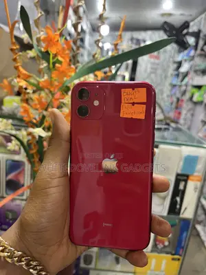 Apple iPhone 11 64 GB Red