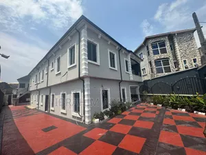 2bdrm Apartment in Estate Ojodu, Berger for sale