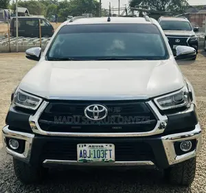 Toyota Hilux Revo Double Cab Deisel 2.8 AWD 2019 White