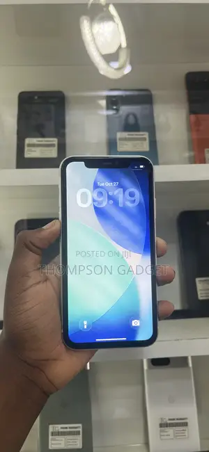 Apple iPhone 11 64 GB White