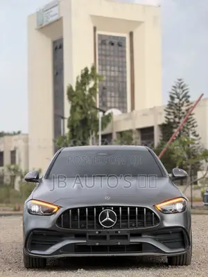 Mercedes-Benz C300 2023 Gray