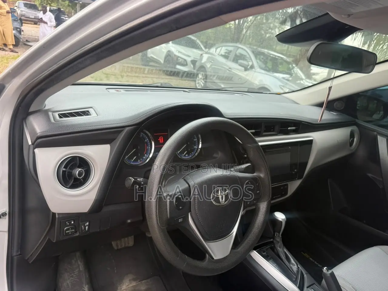 Toyota Camry 2017 Silver