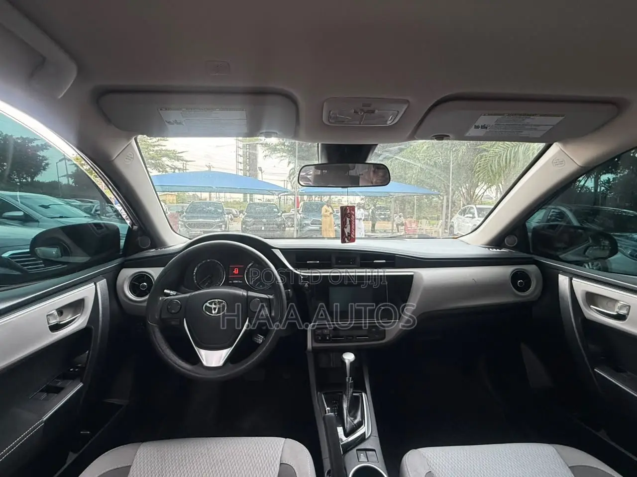 Toyota Camry 2017 Silver