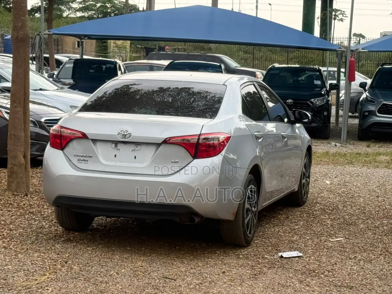 Toyota Camry 2017 Silver
