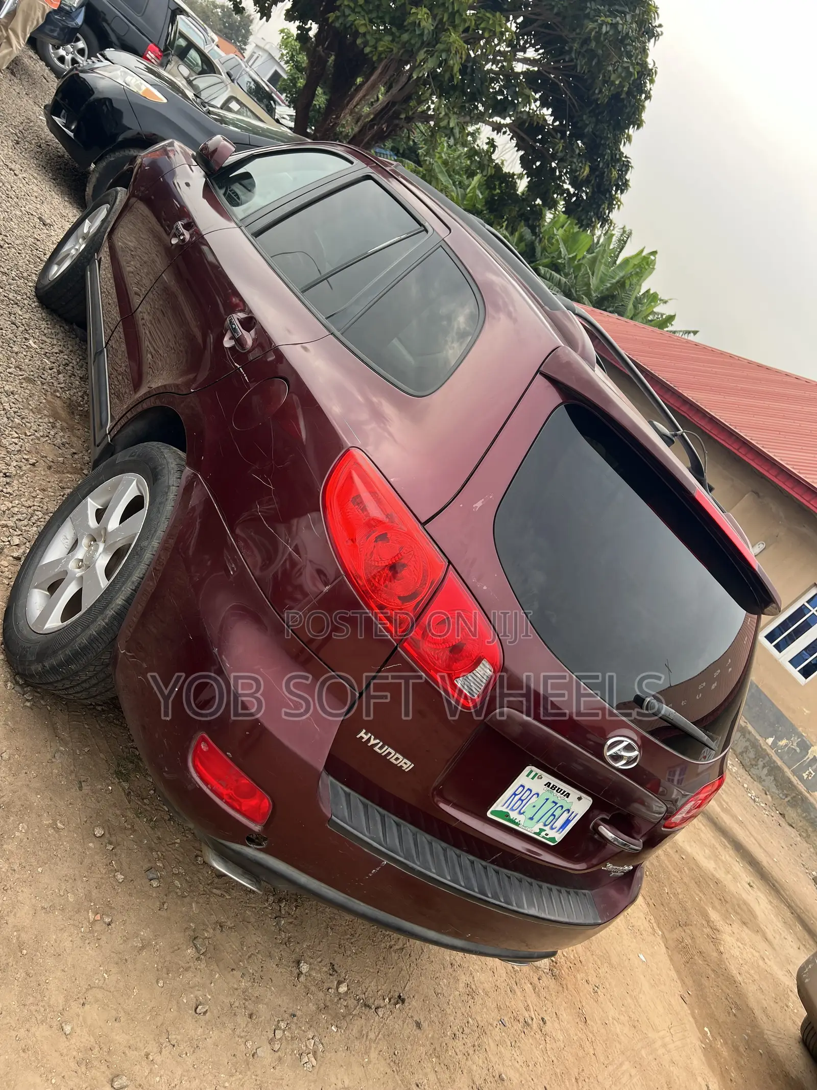 Hyundai Santa Fe Limited 2010 Red