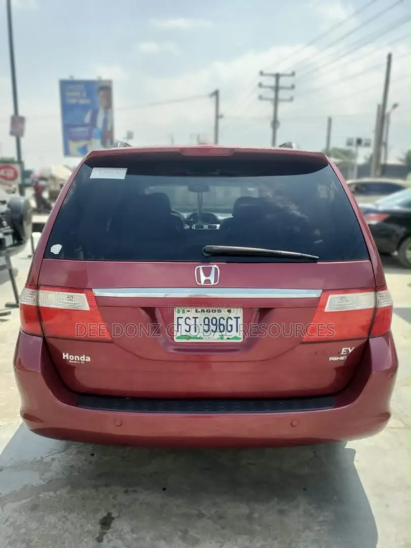 Honda Odyssey 2006 Red