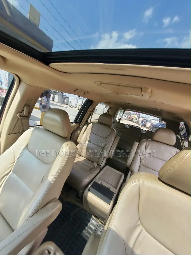 Honda Odyssey 2006 Red