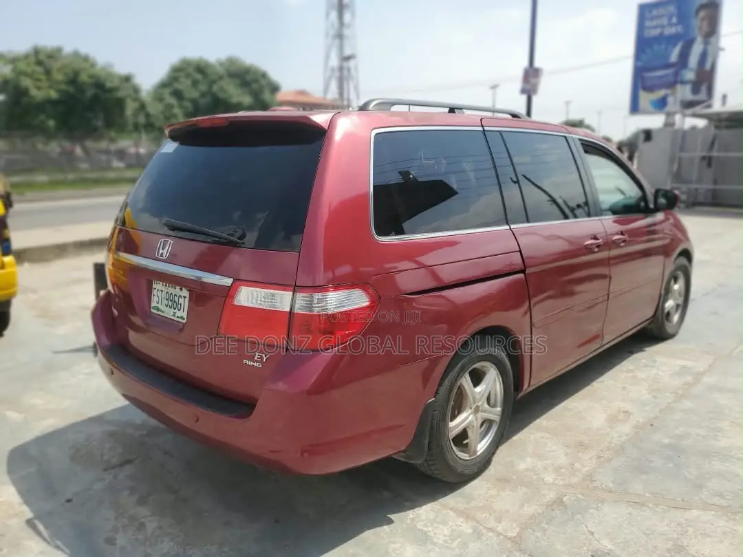Honda Odyssey 2006 Red