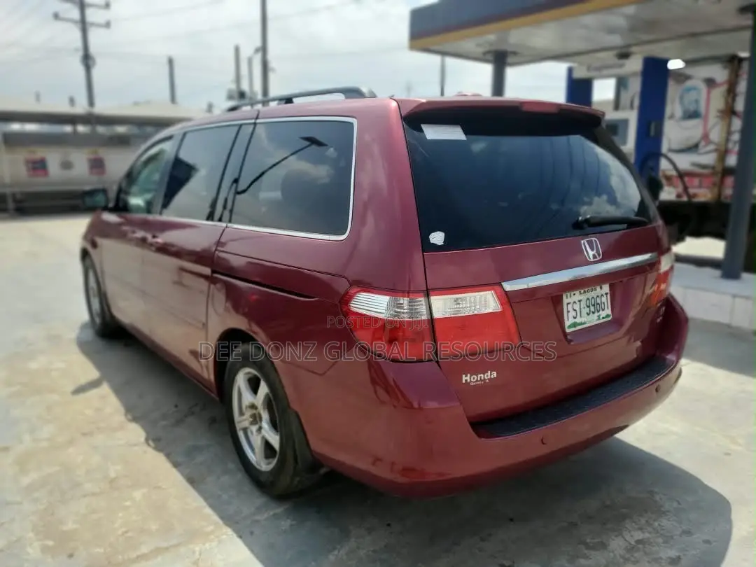 Honda Odyssey 2006 Red