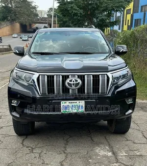 Toyota Land Cruiser Prado 2019 Black