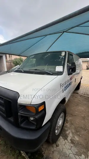 Ford E250 2009 White