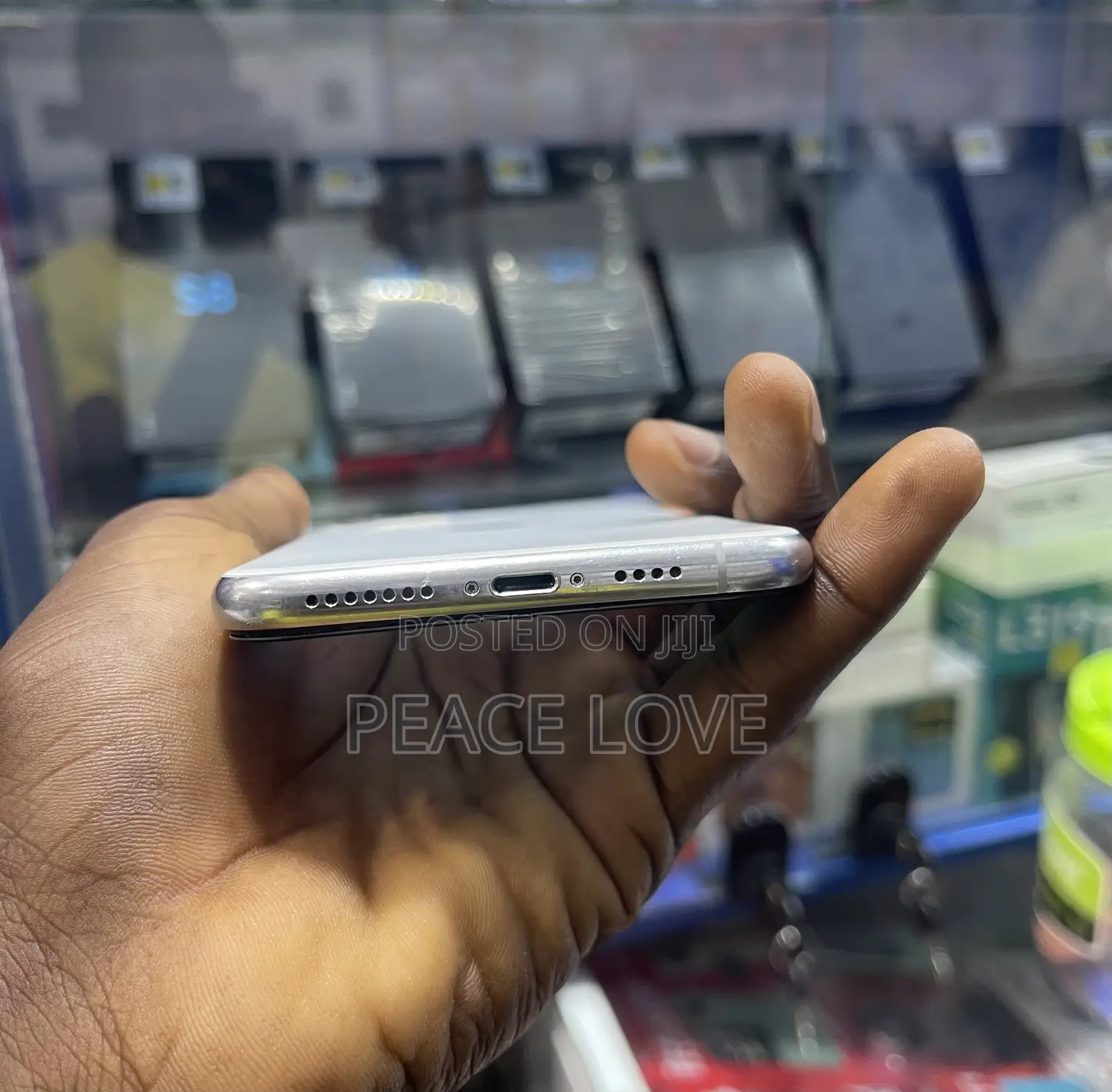 Apple iPhone 11 Pro Max 64 GB White