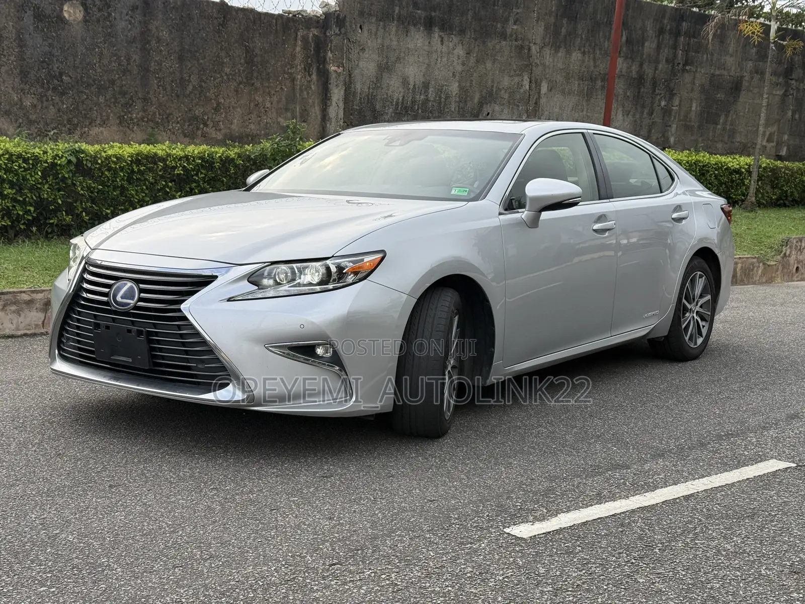Lexus ES 300H FWD 2016 Silver