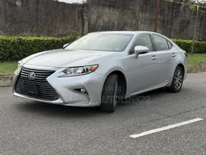 Lexus ES 300H FWD 2016 Silver