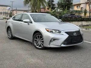 Lexus ES 300H FWD 2016 Silver