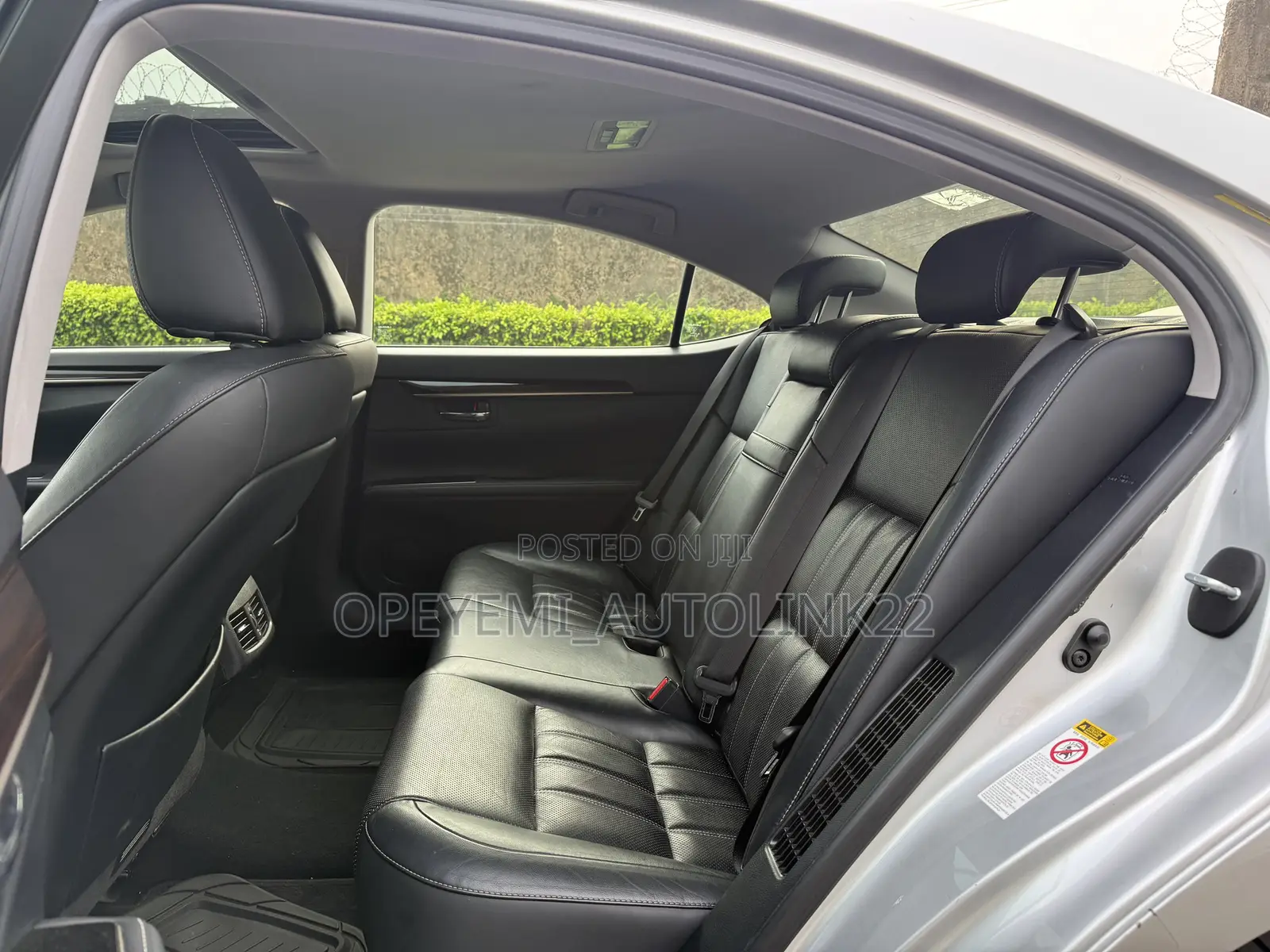Lexus ES 300H FWD 2016 Silver