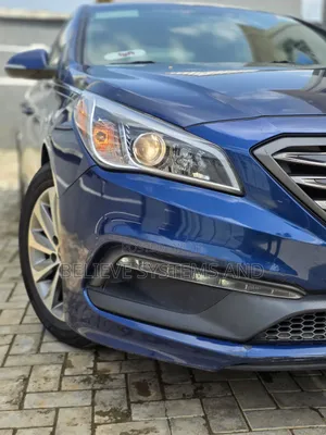 Hyundai Sonata Sport 2.0T Sedan FWD (2.0L 4cyl 6A) 2017 Blue