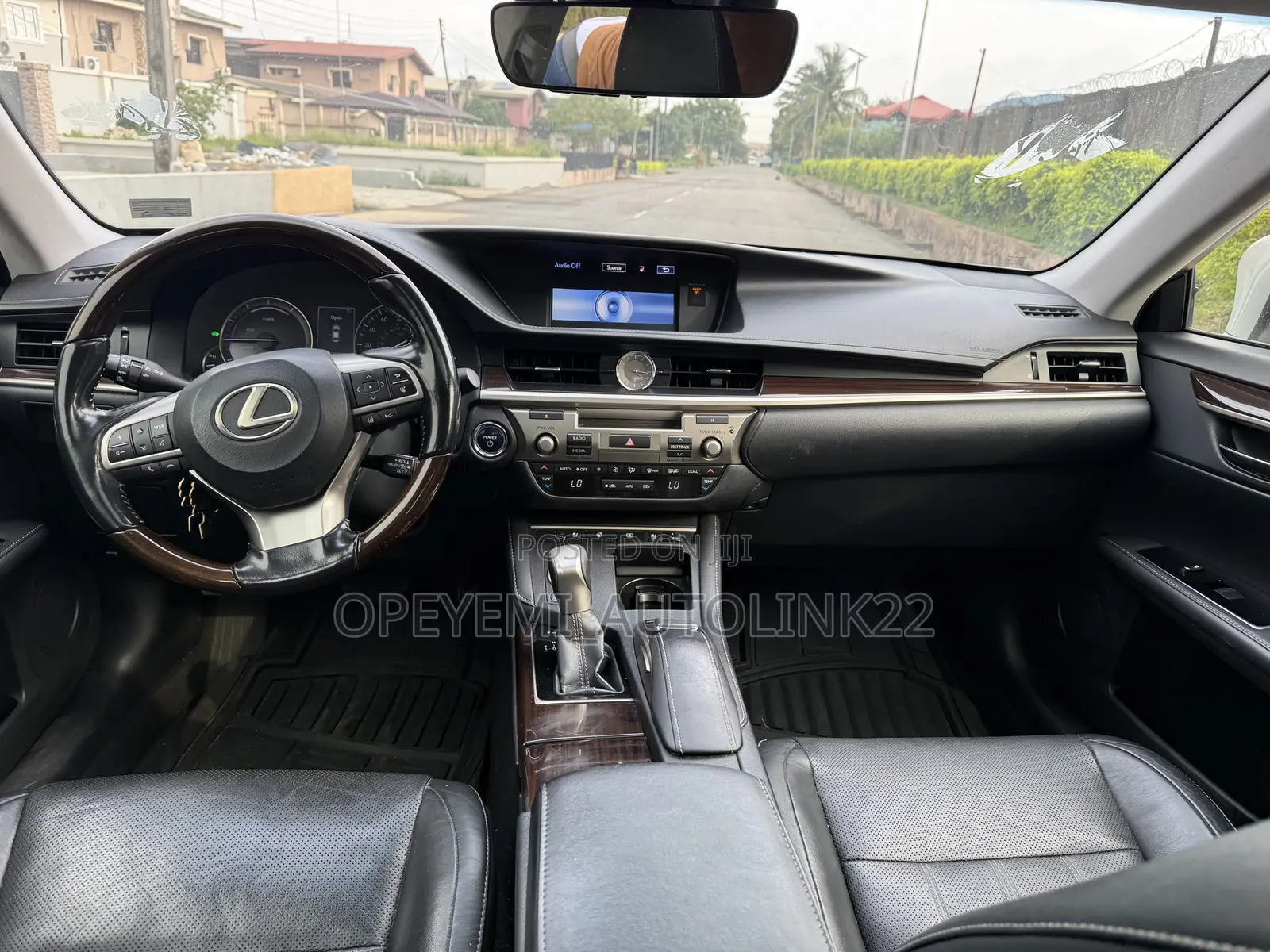 Lexus ES 300H FWD 2016 Silver