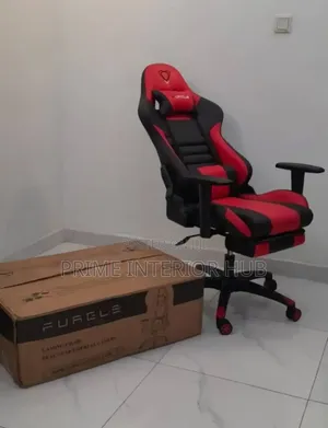 Red and Black Office/Gamers Chair With Footrest