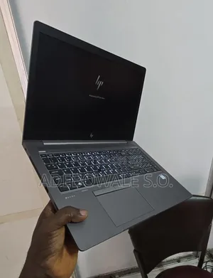Laptop HP ZBook 15u G5 16GB Intel Core i7 SSD 512GB