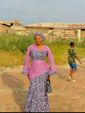 Arike Fashion Designer