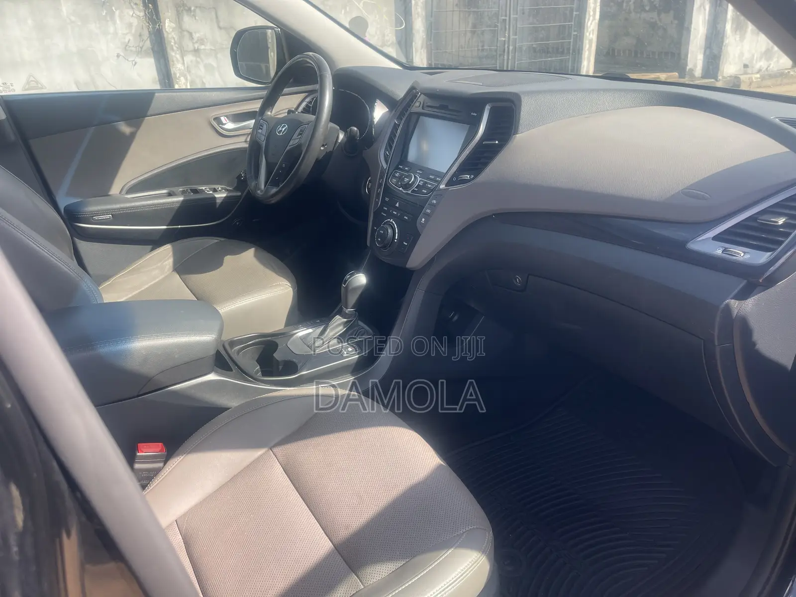 Hyundai Santa Fe 2015 Black