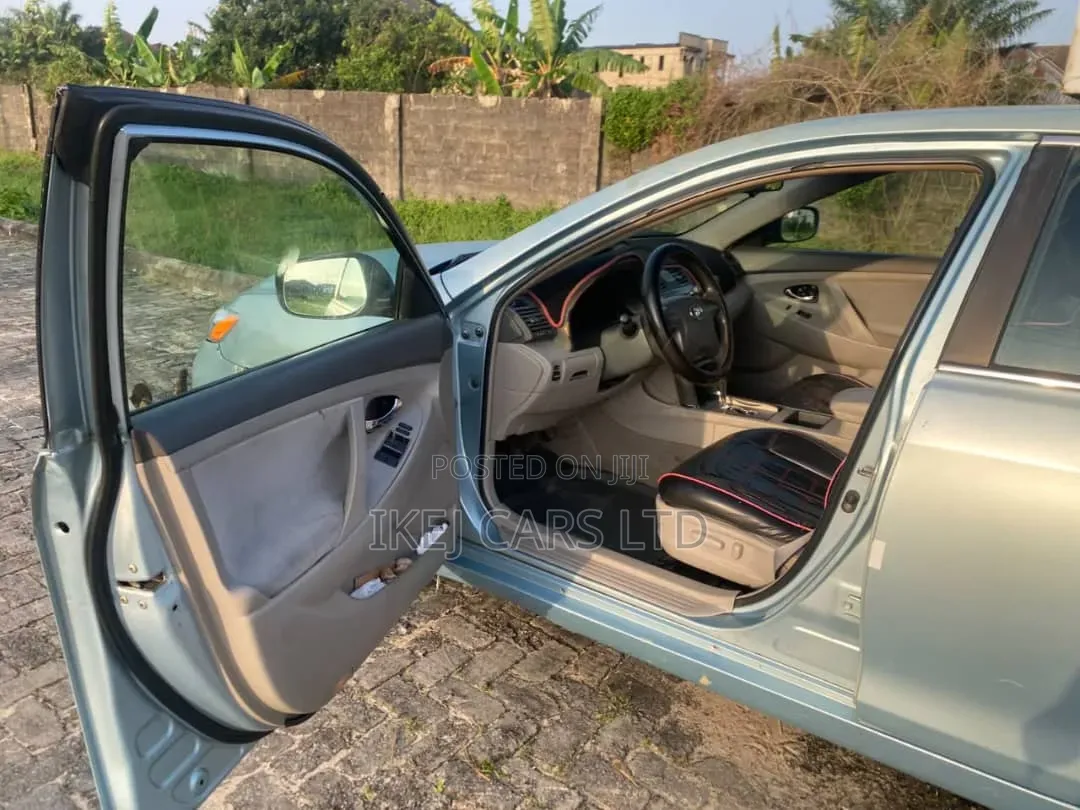 Toyota Camry 2008 Blue